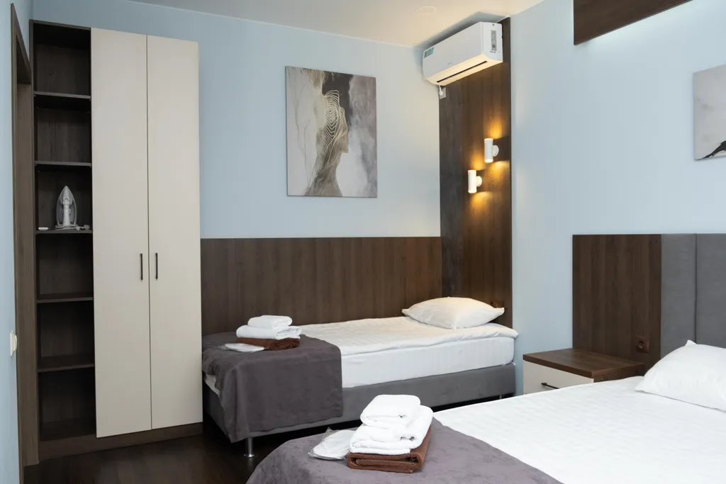 Дом с бассейном