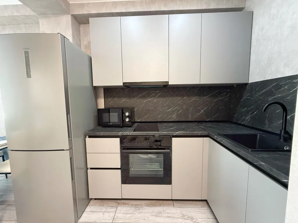 Евро-двухкомнатная квартира с видом на море Монако