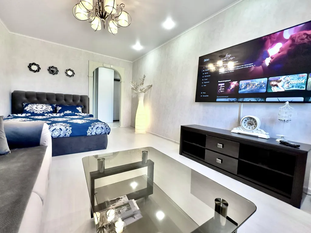 Квартира Исторический центр! Новый дом +закрытый паркинг — аренда посуточно в Смоленск