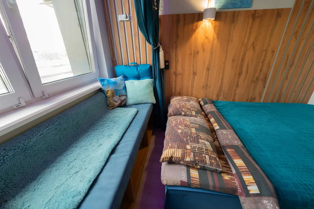 A-Studio с террасой на крыше и мангалом на берегу Туры