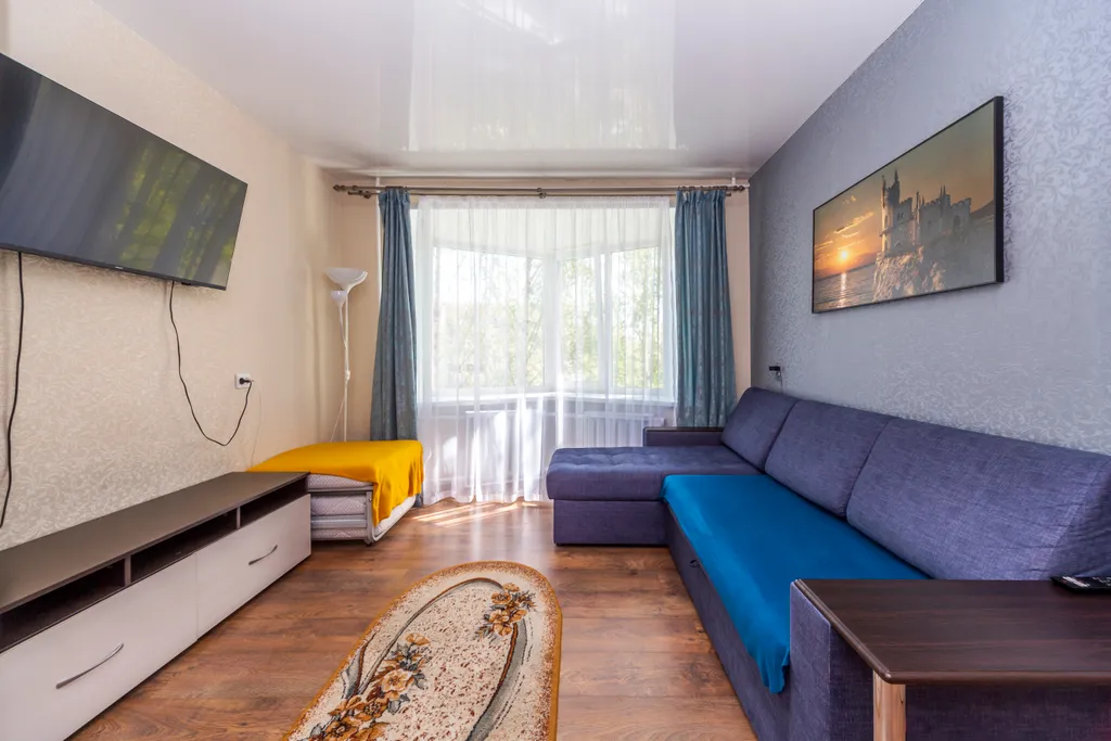 Уютная квартира в расширенном центре города — аренда посуточно в Петрозаводск