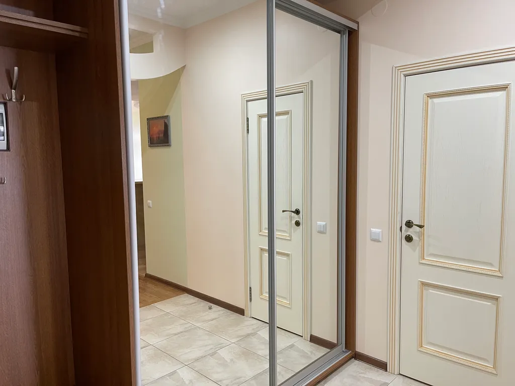 Видовая трехкомнатная квартира