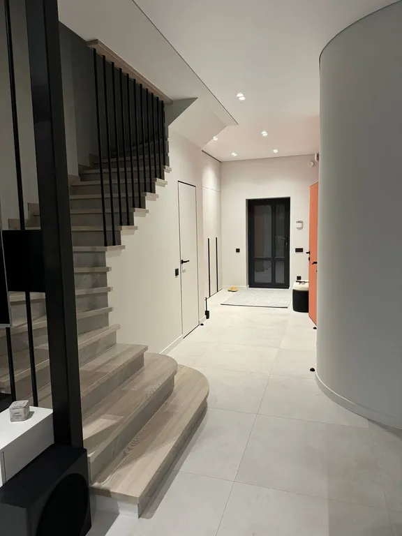 4-комнатный Дом