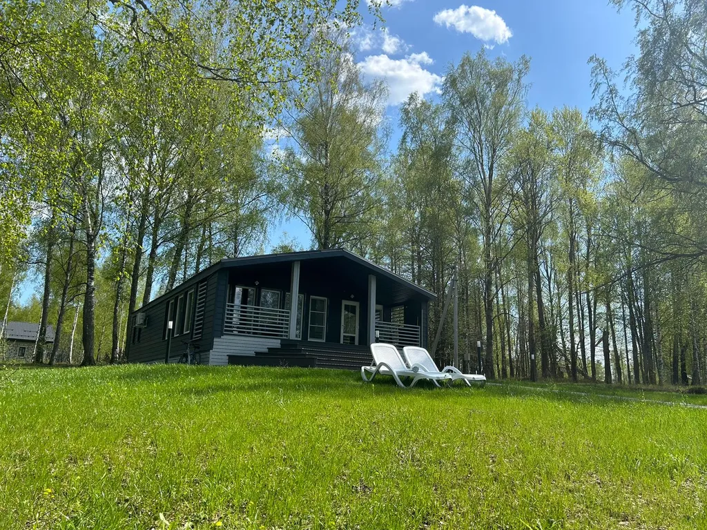 Дом на берегу водохранилища