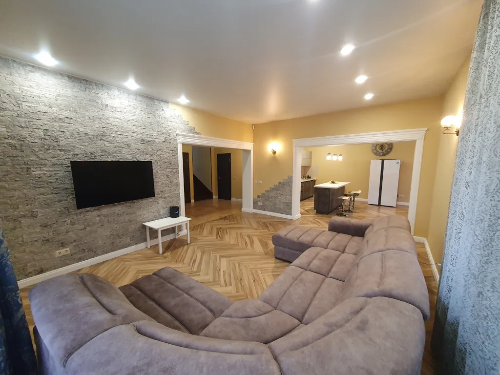 Коттедж Дом для комфортного загородного отдыха в лесу рядом с морем — аренда посуточно в Артём