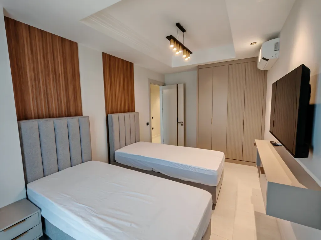 Большая квартира с 4 спальнями в новом ЖК с аквапарком и 5 бассейнами