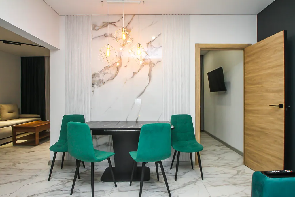 Современные апартаменты в центре города Сургута