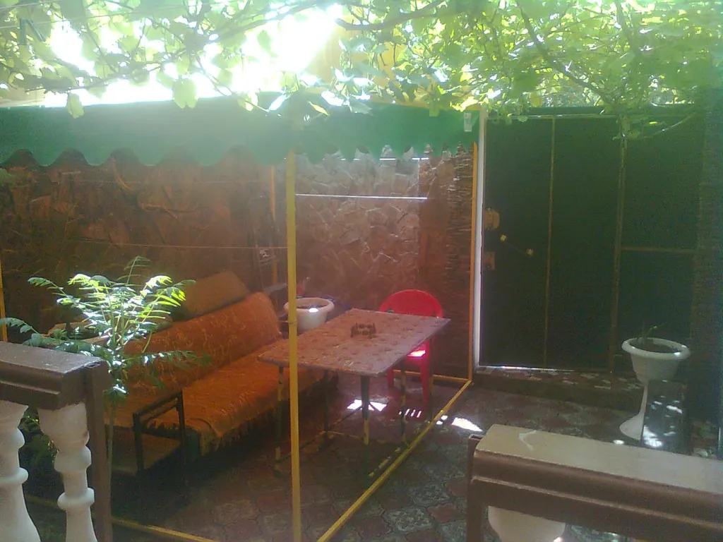 Часть домовладения с отдельным уютным двором