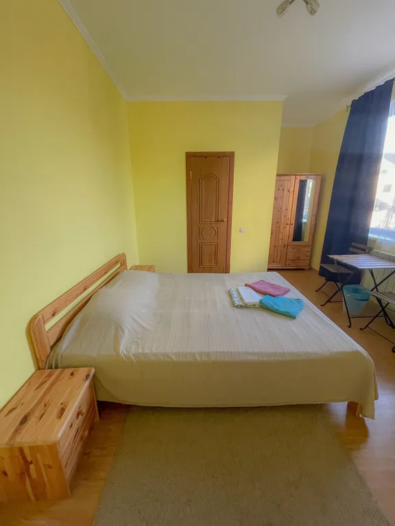 Квартира Комната для двоих гостей без балкона — аренда посуточно в Дивноморское