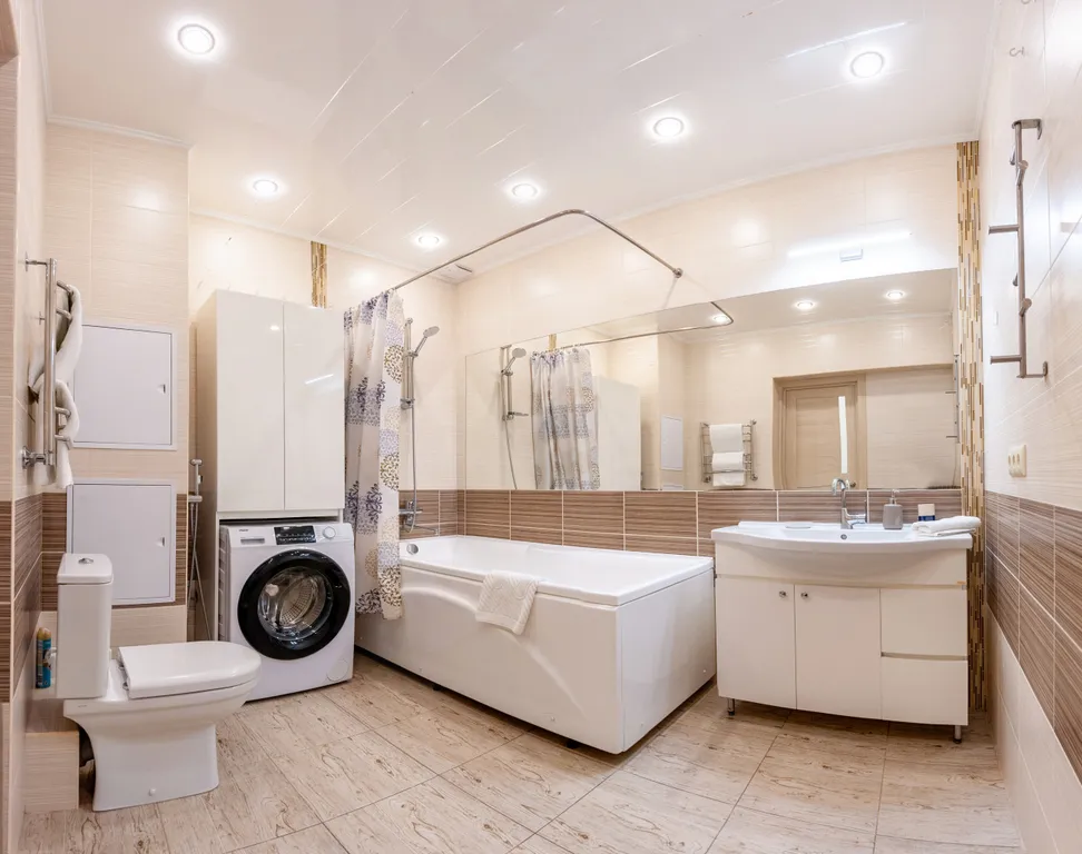 Евротрешка рядом с МТЛ Ареной и пляжем реки Волга