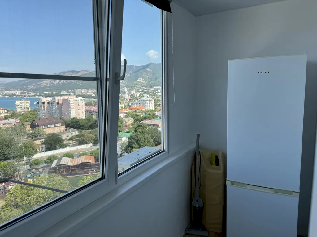 Квартира Квартира с видом на море и горы в 15 минутах до пляжа — Геленджик