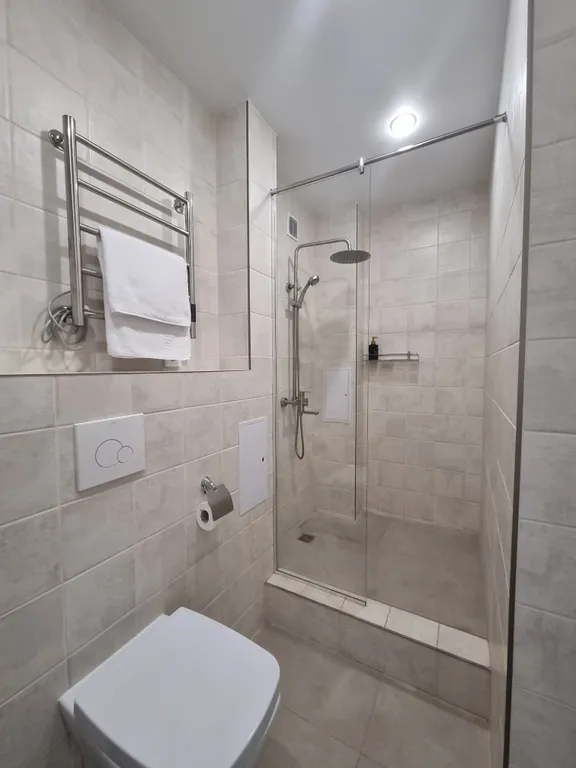 Квартира Апартаменты на набережной у речного вокзала от компании V-GOSTI — Самара