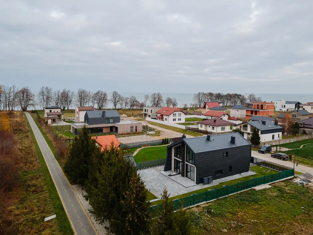 Дом на берегу Балтийского моря