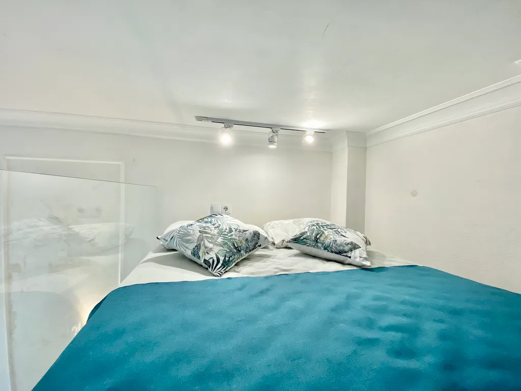 Апартаменты с бассейном в центре Сочи