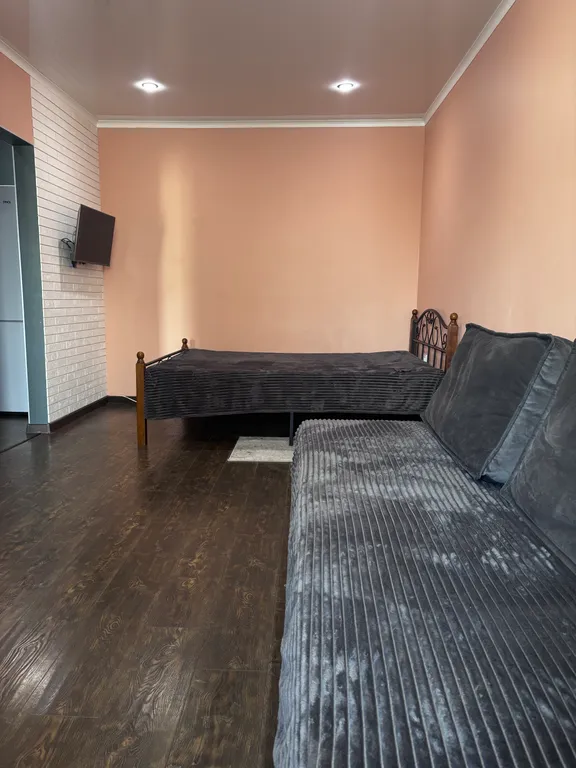 1-комнатная Квартира — аренда посуточно в Шахты