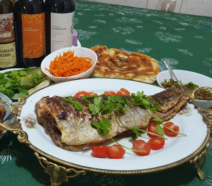 Коттедж FLIGELMUZ (Загородный Музыкальный Флигель). — Северская