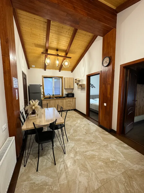 Коттедж Трёхкомнатные апартаменты с видом на горы — Архыз