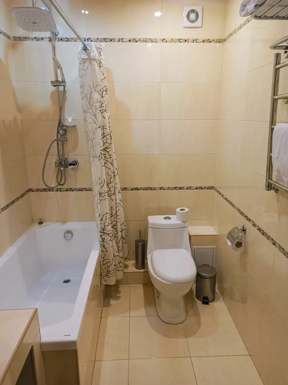 Квартира Квартира Уютный, теплый номер с балконом — Сириус