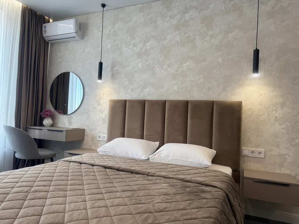 Уютная, новая квартира в кварталах 1777