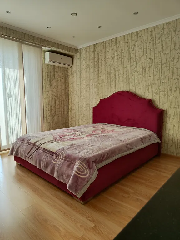 Шикарная квартира-люкс в Центре. Тополинка