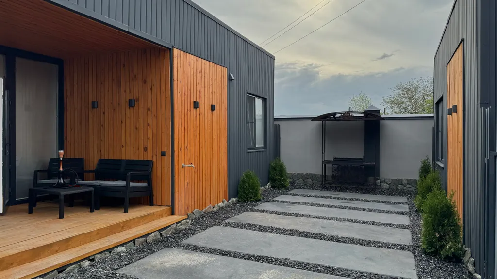 Уютный дом с крытым бассейном