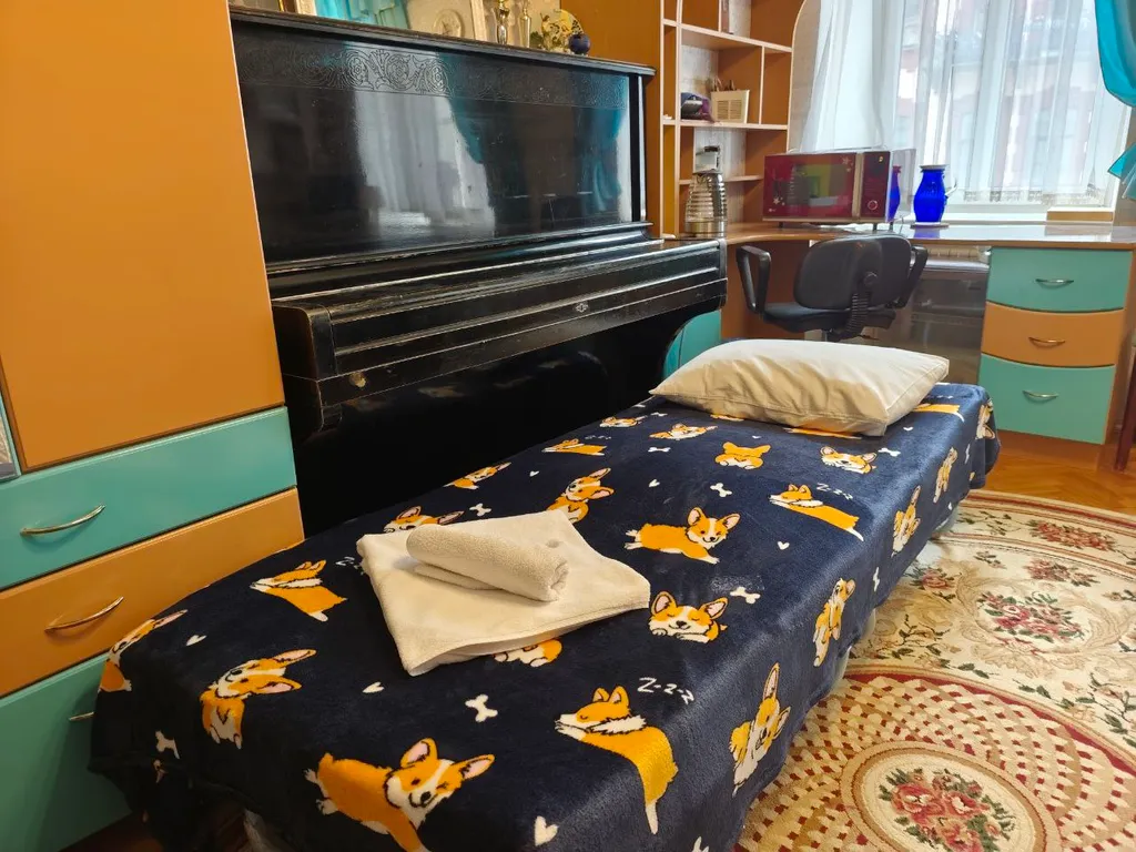 Центр. Тихо