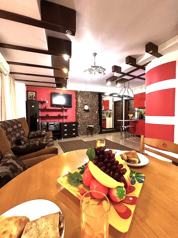 Апартомент с видом из окна...