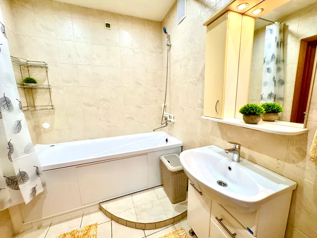 Уютная двушка в центре рядом с набережной реки Волга