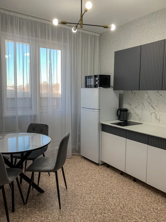 Новая уютная квартира, оснащена бойлером — аренда посуточно в Нягань