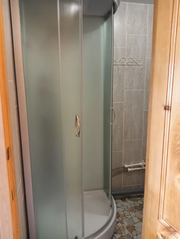 На Алтае на берегу реки Катунь