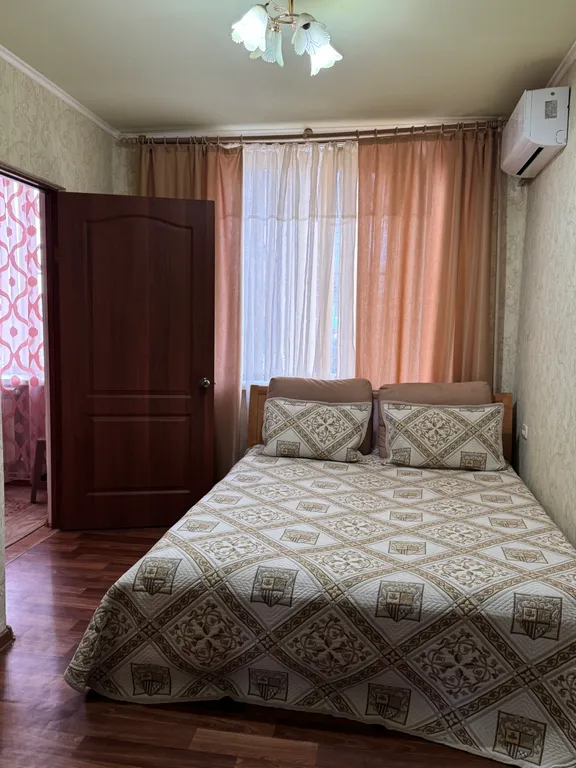 Чистая уютная трёхкомнатная квартира в самом центре города