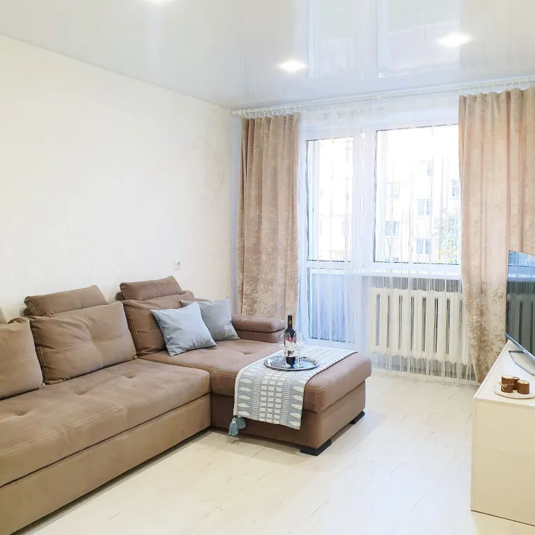 Светлая квартира на центральной улице города