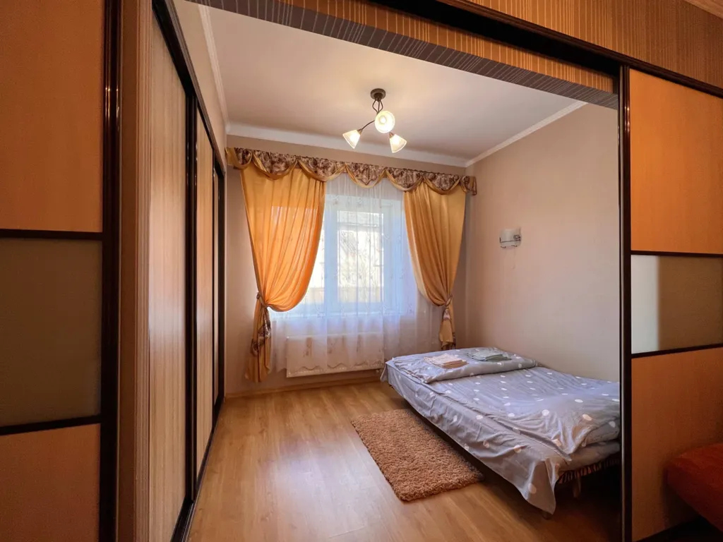 Дом между морем и озером