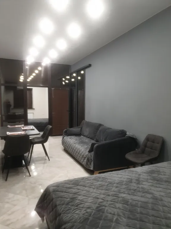 Квартира Дизайнерская современная двушка в новом доме сердца центра город — аренда посуточно в Клинцы