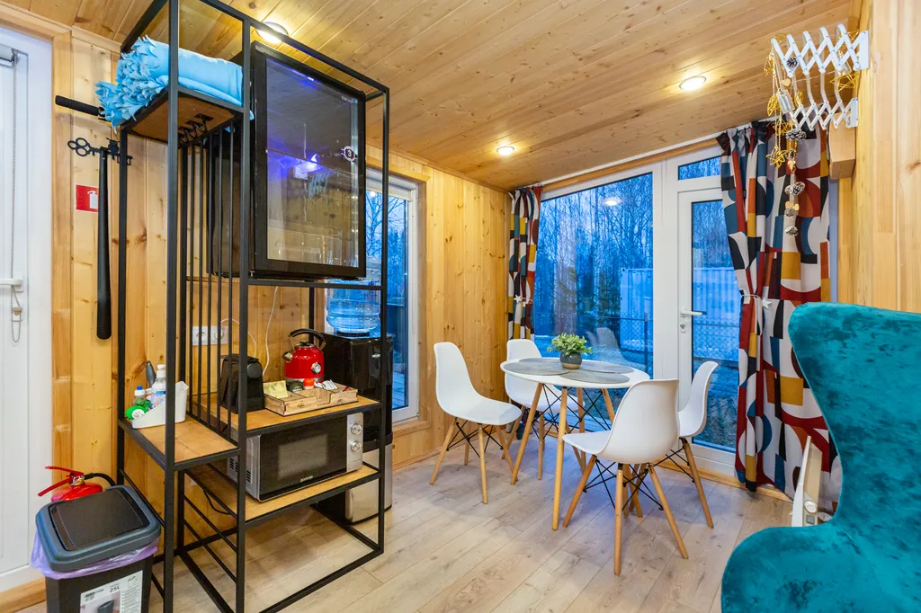 Семейный домик с финской сауной у леса