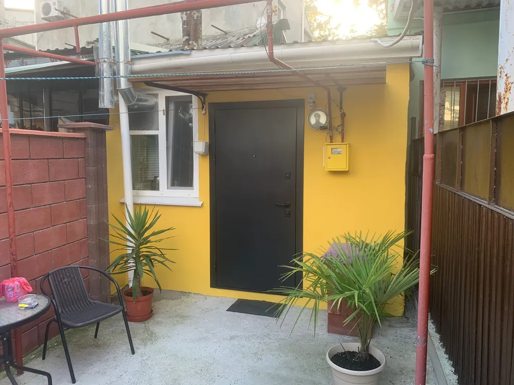 Квартира Уютный домик с двориком в центре — аренда посуточно в Ялта