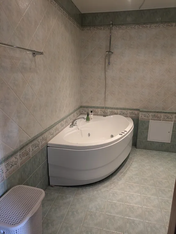 Квартира Просторная студия с видом на оперный театр — Екатеринбург