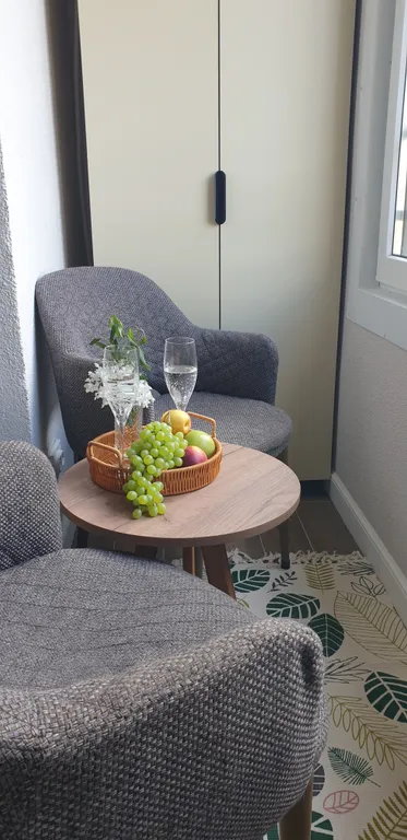 Квартира с видом на Неву