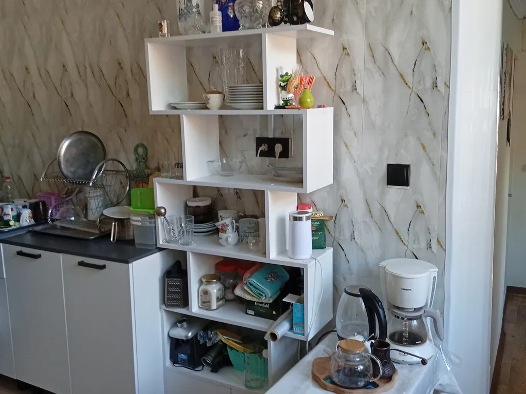 Доми с видом на лес и море