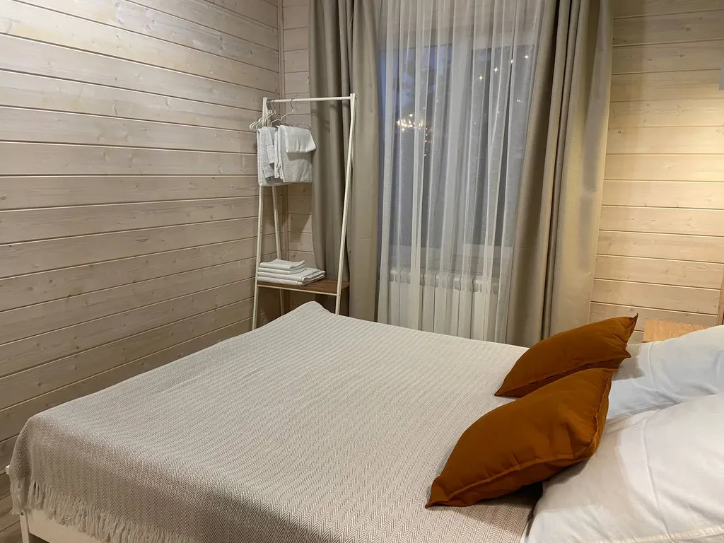 Домик Сказочный Лес с гриль-мангалом, костровой и большой сауной