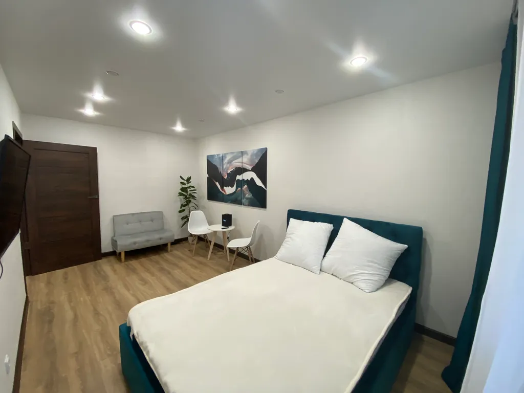 Уютна квартира с новым ремонтом и мебелью