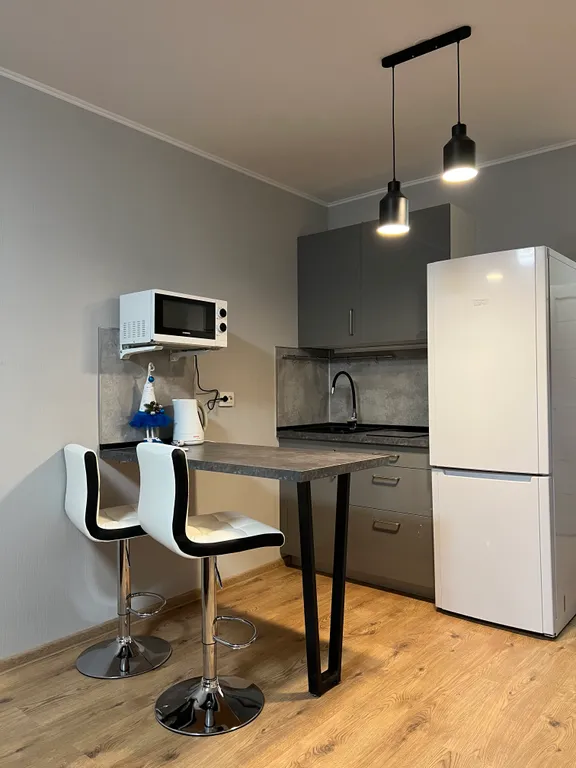 Апартаменты в молодом районе рядом с метро