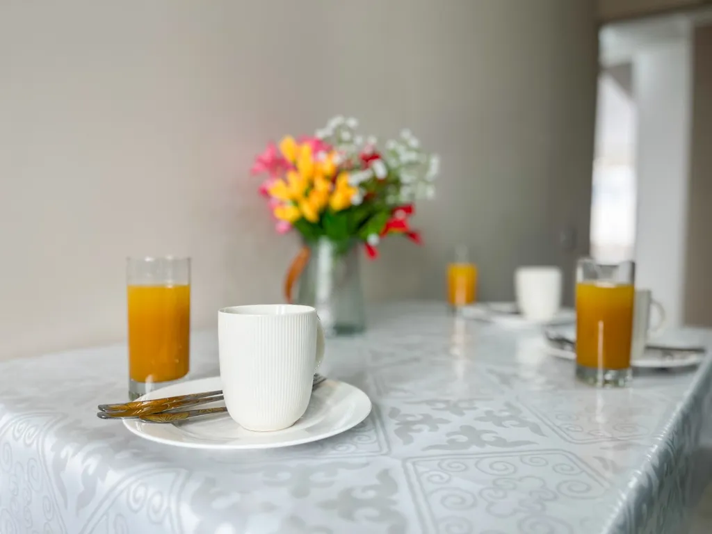 Квартира Уютная чистая современная квартира — Алматы