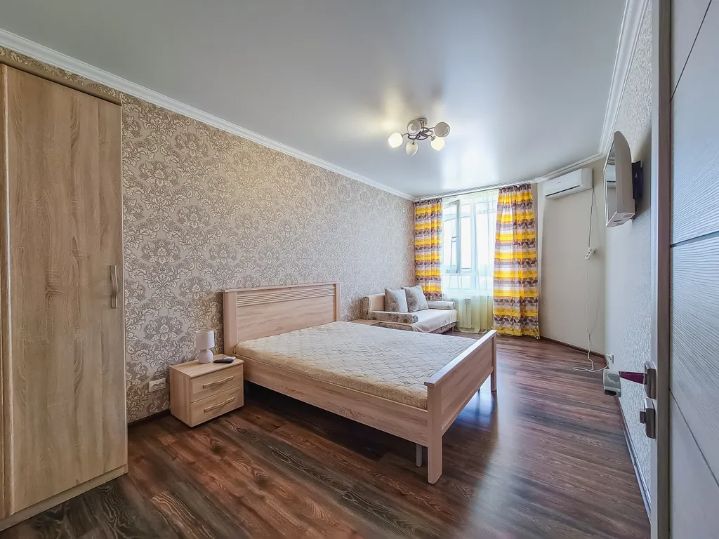 Квартира в новом доме в центре города — аренда посуточно в Оренбург