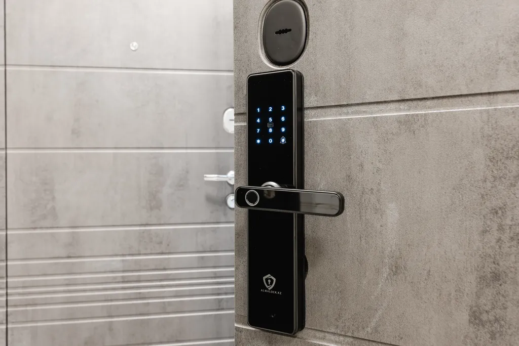 Квартира Шикарные апартаменты с лучшей локацией 100 метров от ТРЦ Mega — Алматы