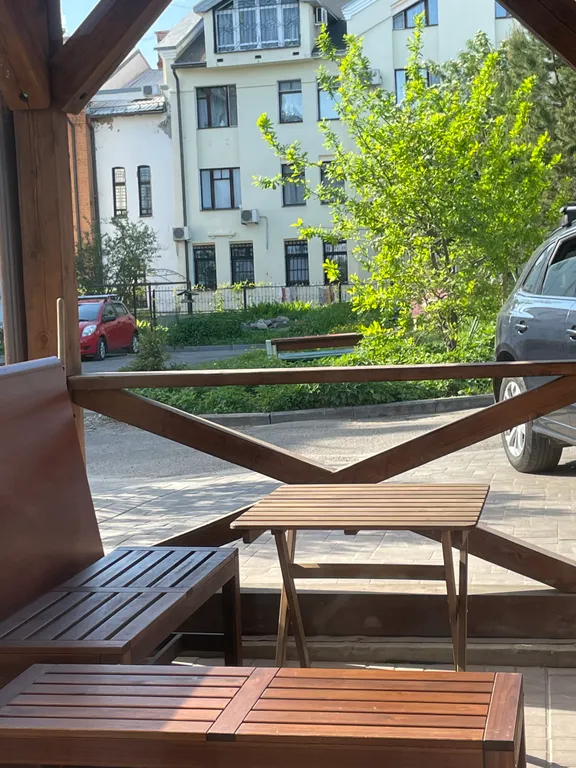 Дом у Кремля в сердце Рубленого города, квартира с паркингом во дворе