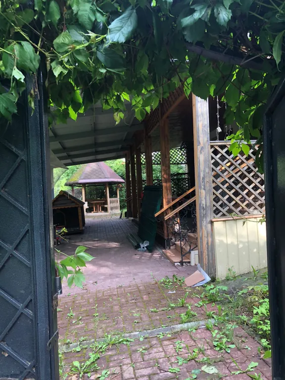 Коттедж на территории базы отдыха Молодёжная у озера Еланчик