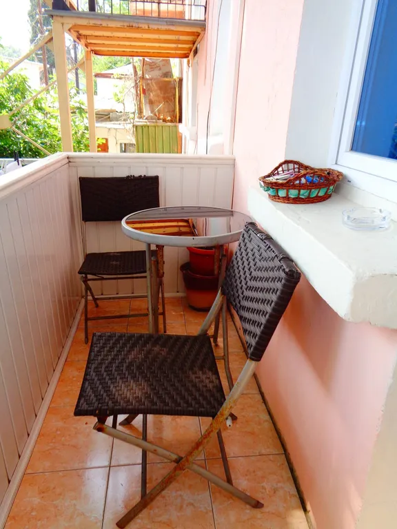 Квартира с балконом