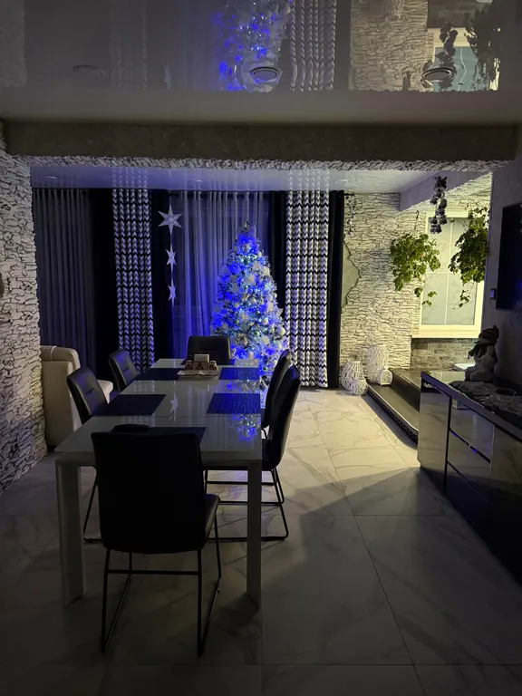 4-комнатный Дом