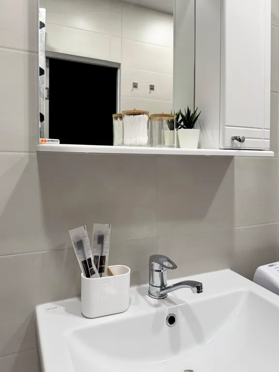 Квартира со свежим ремонтом и мебелью